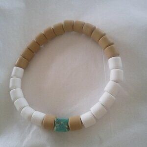 Bracelet...stretch bracelet, mini center cube bead~7.5" inches